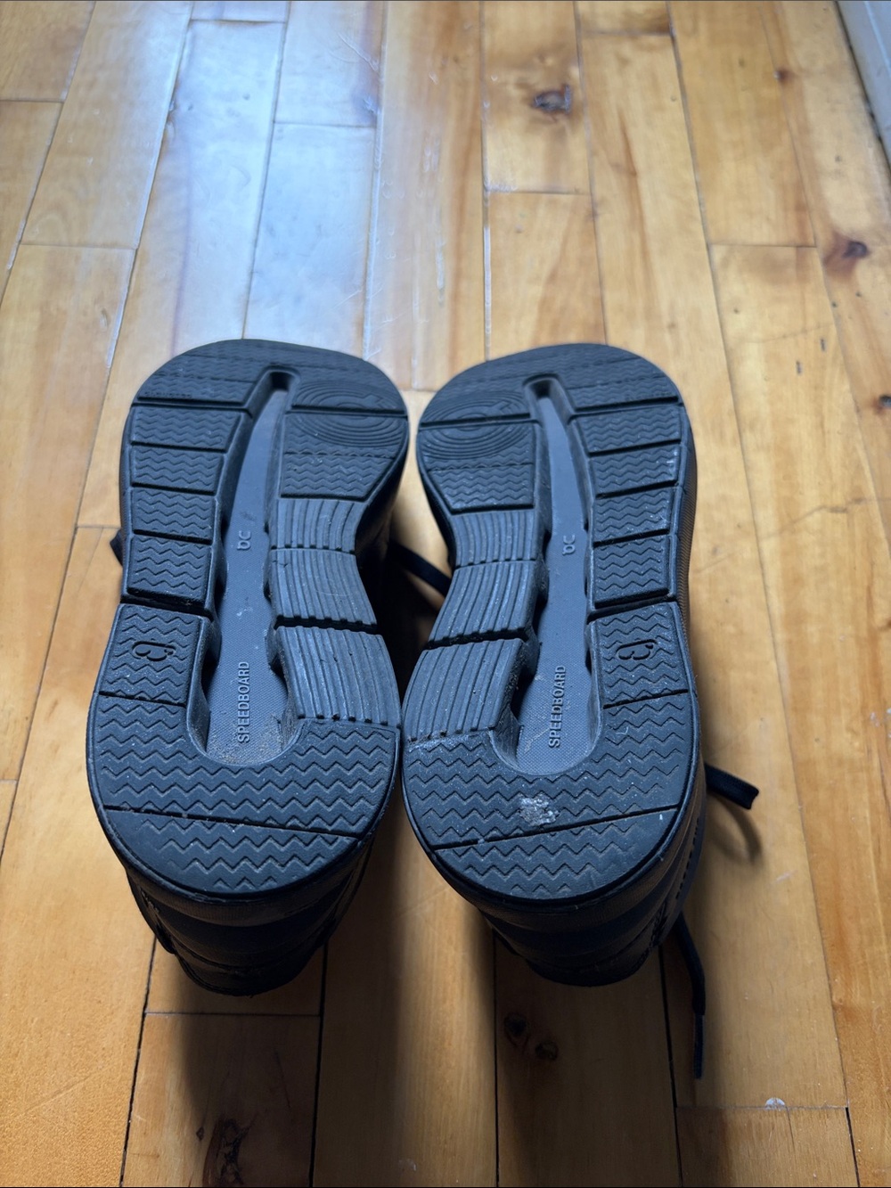 On Running Black Women's Low-Top Lace-Up Sneakers - Picture 3 of 4